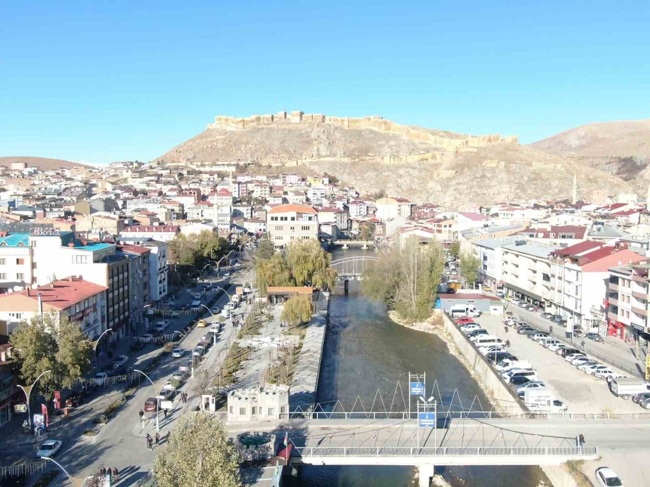 BAYBURT’TA VALİ YARDIMCILARI VE KAYMAKAMLAR DEĞİŞTİ