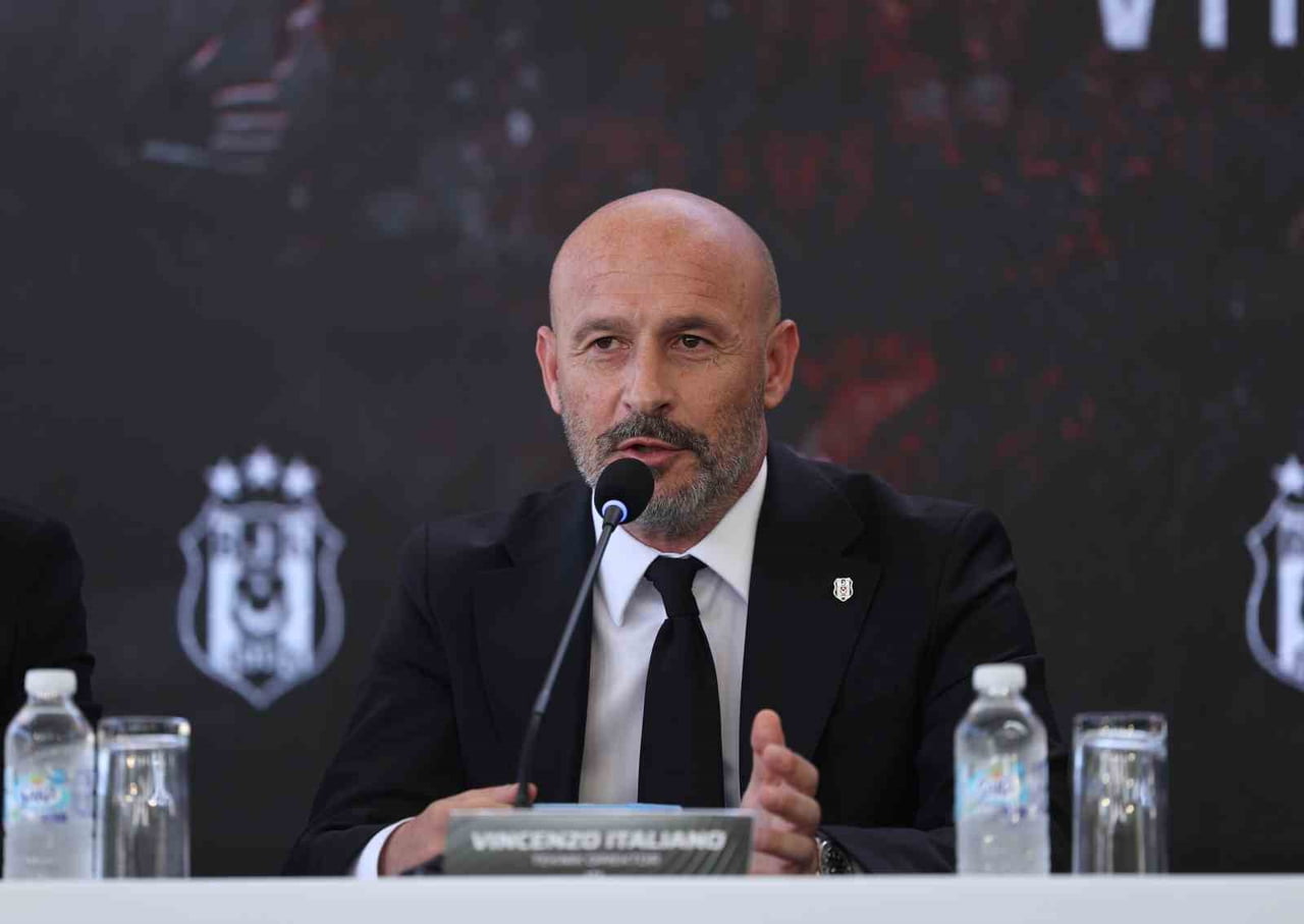 BEŞİKTAŞ'IN YENİ TEKNİK DİREKTÖRÜ VİNCENZO ITALİANO, AÇIKLAMALARDA BULUNDU