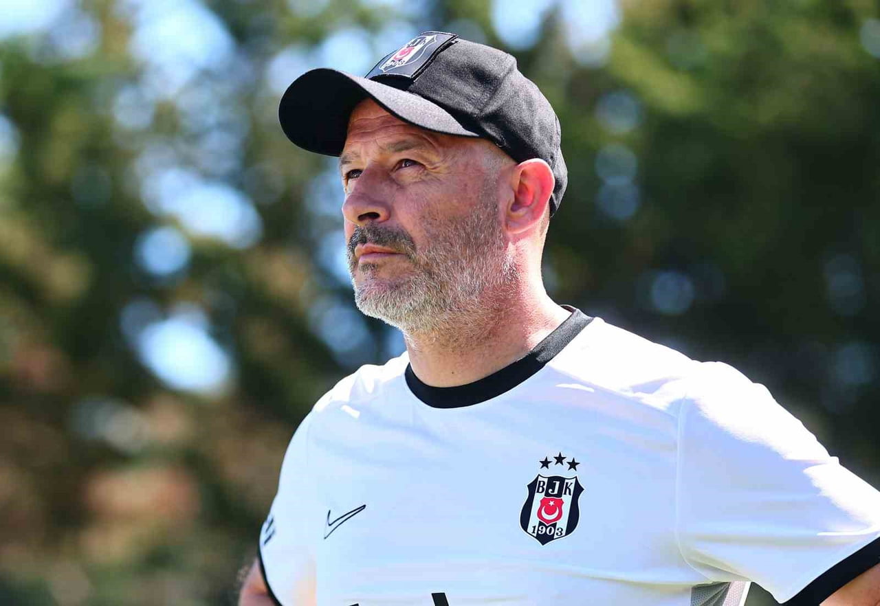 BEŞİKTAŞ, YENİ SEZON HAZIRLIKLARINA BUGÜN YAPTIĞI ANTRENMANLA BAŞLADI.