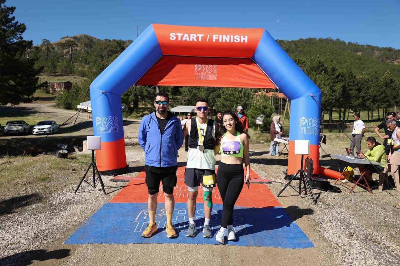 BEYAĞAÇ BELEDİYESİ TARAFINDAN İLK KEZ DÜZENLENEN SANDRAS ULTRA TRAİL, 180 SPORCUNUN KATILIMIYLA...