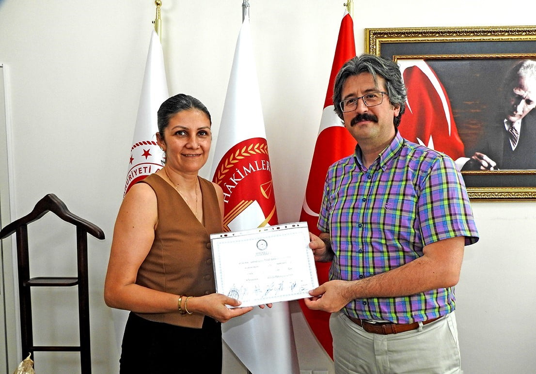 BEYHAN AKSOY (SOLDA), HAKİM EMRE ERDEMİR (SAĞDA)