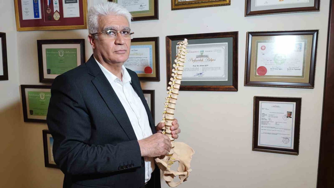 BEYİN, SİNİR VE OMURİLİK CERRAHİSİ UZMANI PROF. DR. ORHAN ŞEN, YAZ AYLARINDA SIKÇA KARŞILAŞILAN...