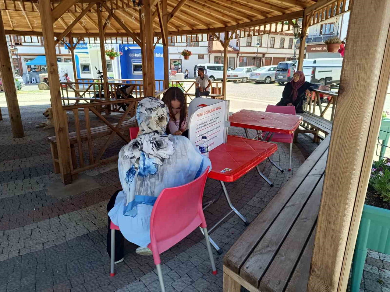 BİLECİK'İN PAZARYERİ İLÇESİNDE TÜRK KIZILAYI ESKİŞEHİR ŞUBESİ KAN MERKEZİ TARAFINDAN DÜZENLENEN...