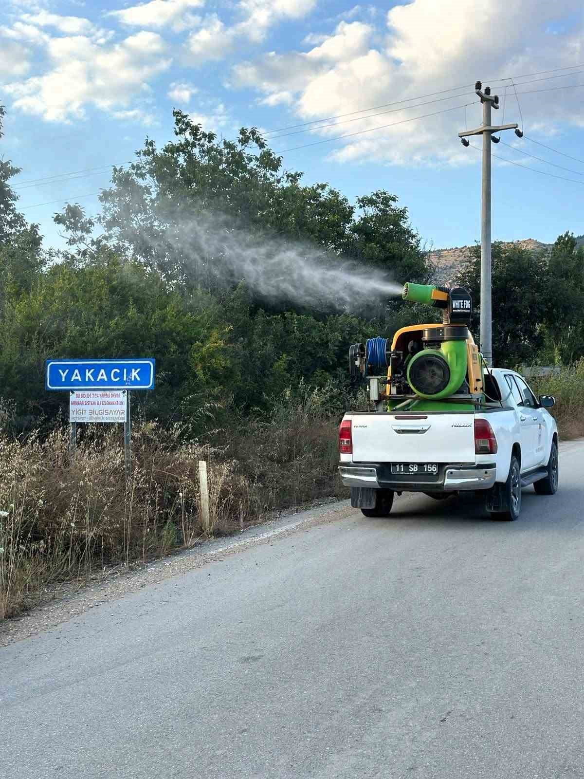 BİLECİK’TE HAŞERELERE KARŞI İLAÇLAMA ÇALIŞMASI YAPILDI