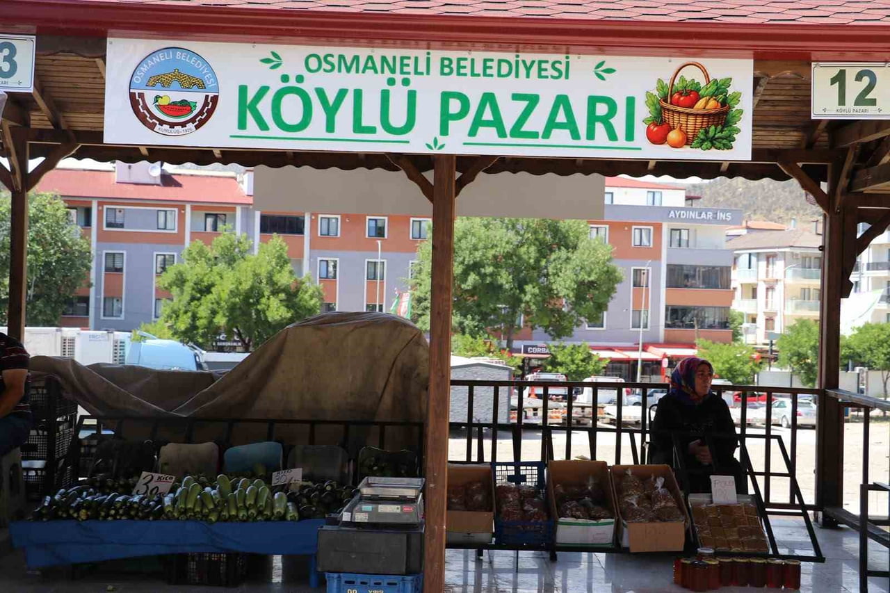 BİLECİK’TE KÖYLÜ PAZARI HİZMETE AÇILDI