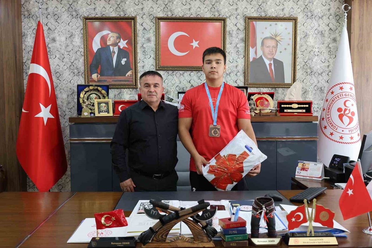BİLECİKLİ SPORCU AVRUPA KUPASI BİLETİNİ ALDI