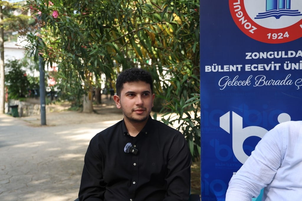 BİLİM KAFE’DE GELECEĞİN MESLEKLERİ KONUŞULDU: BİLİŞİM GÜVENLİĞİ UZMANLIĞI VE SİBER...