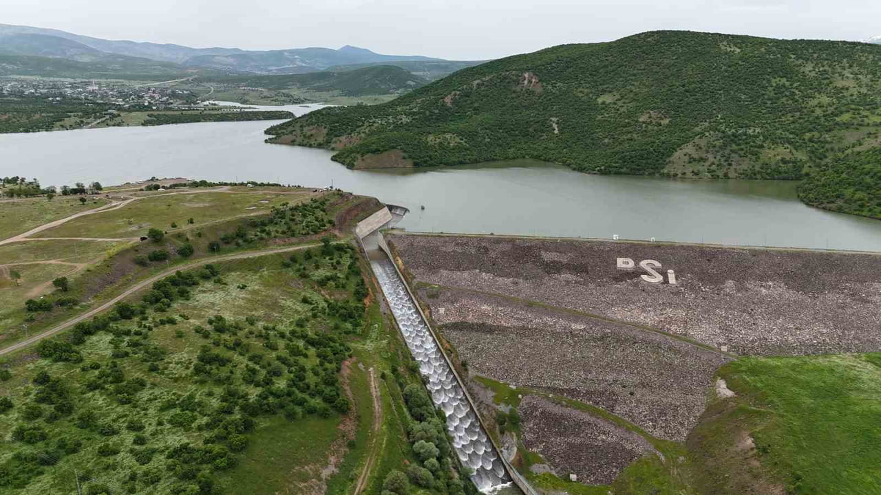 BİNGÖL'DE ENERJİ ÜRETİMİ VE TARIMSAL SULAMA AMACIYLA KULLANILAN BARAJLARDA DOLULUK ORANLARI YÜKSEK...