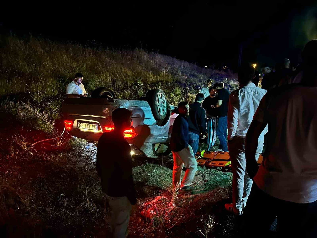 BİNGÖL’DE OTOMOBİL TAKLA ATTI: 1 YARALI