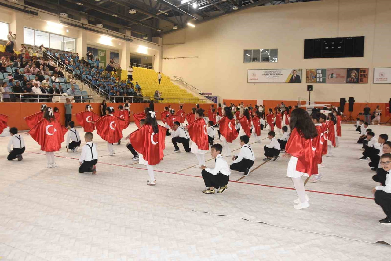 BİTLİS İL MİLLİ EĞİTİM MÜDÜRLÜĞÜ TARAFINDAN DÜZENLENEN GELENEKSEL ÇOCUK OYUNLARI İL FİNALİ, RENKLİ...