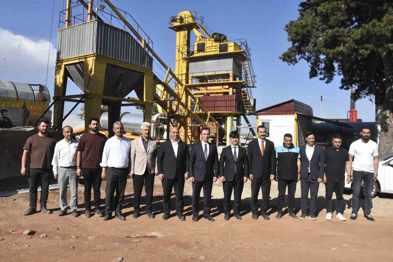 BİTLİS’TE KIRSAL ULAŞIM ALTYAPISINI GÜÇLENDİRMEK AMACIYLA İL ÖZEL İDARESİ TARAFINDAN KURULAN YENİ...
