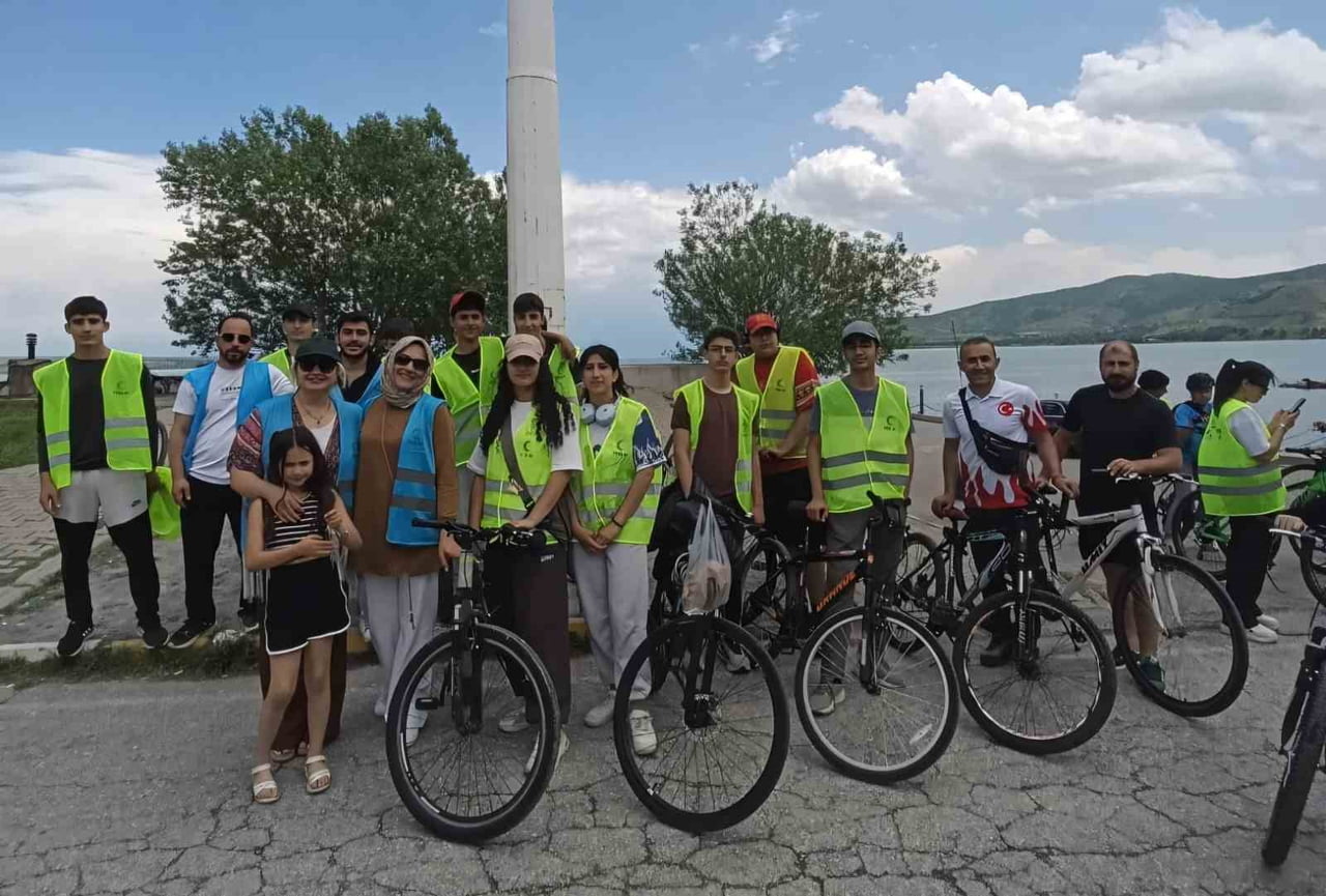 BİTLİS YEŞİLAY ŞUBESİ TARAFINDAN PAYDAŞLARIN DESTEĞİYLE BU YIL 13’ÜNCÜSÜ DÜZENLENEN GELENEKSEL...
