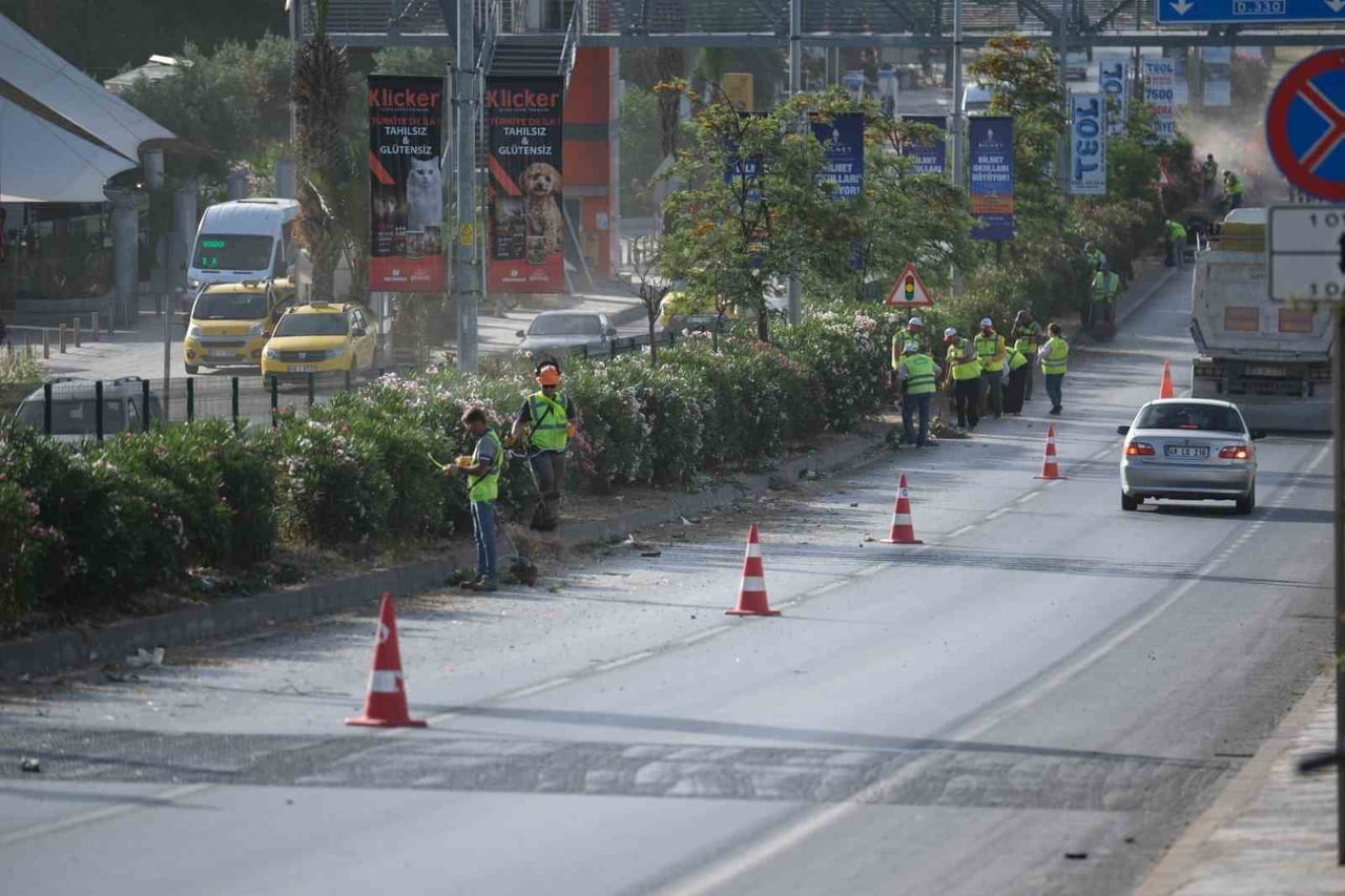 BODRUM BELEDİYESİ PARK VE BAHÇELER MÜDÜRLÜĞÜ EKİPLERİ, MAYIS AYINDA BAŞLATTIĞI OT TEMİZLİĞİ VE...