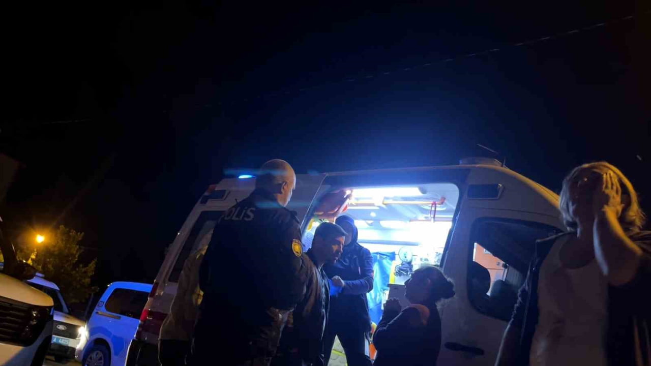 BOLU’DA BABA İLE 17 YAŞINDAKİ OĞLUNUN ARASINDA ÇIKAN SÖZLÜ TARTIŞMA YUMRUKLU KAVGAYA DÖNÜŞTÜ....