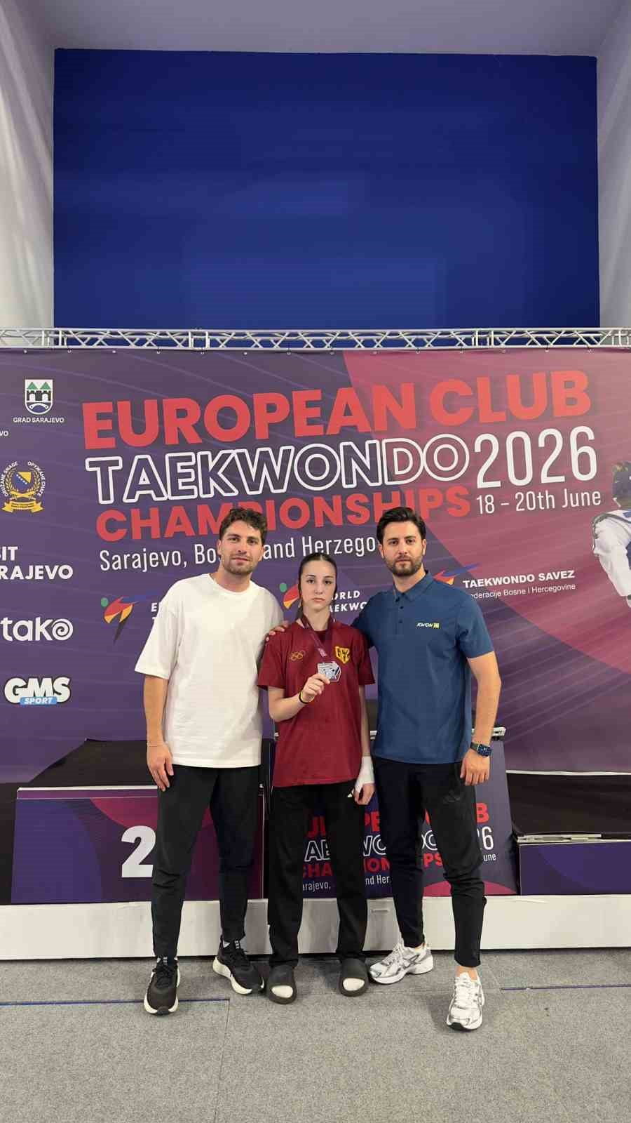 BOSNA HERSEK'TE DÜZENLENEN AVRUPA KULÜPLER TAEKWONDO ŞAMPİYONASI'NDA GÜMÜŞ MADALYA KAZANAN AYDINLI...