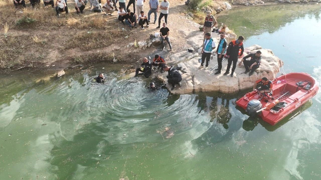BOTAN ÇAYI’NDA KAYBOLAN 17 YAŞINDAKİ GENÇTEN ACI HABER