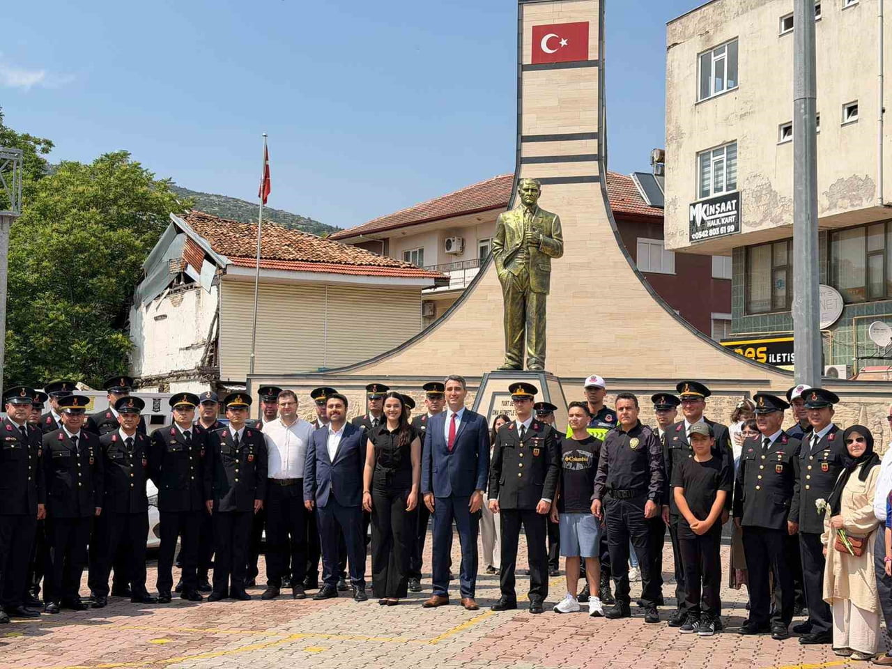 BURDUR'UN BUCAK İLÇESİNDE, JANDARMA TEŞKİLATININ 187. KURULUŞ YIL DÖNÜMÜ DOLAYISIYLA DÜZENLENEN...