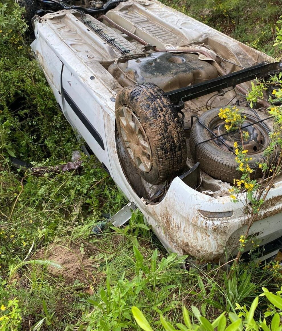 BURDUR'UN GÖLHİSAR İLÇESİNDE KONTROLDEN ÇIKARAK TAKLA ATAN OTOMOBİLDEKİ 1 KİŞİ HAYATINI KAYBETTİ...