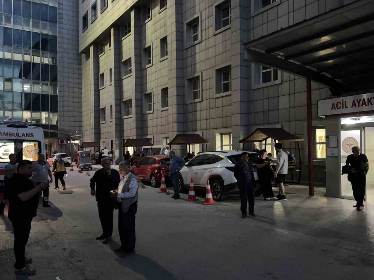 BURSA'DA İDDİAYA GÖRE ARACIYLA SEYİR HALİNDE OLAN ŞAHIS, BALDIZININ KARDEŞİ TARAFINDAN SİLAHLA...
