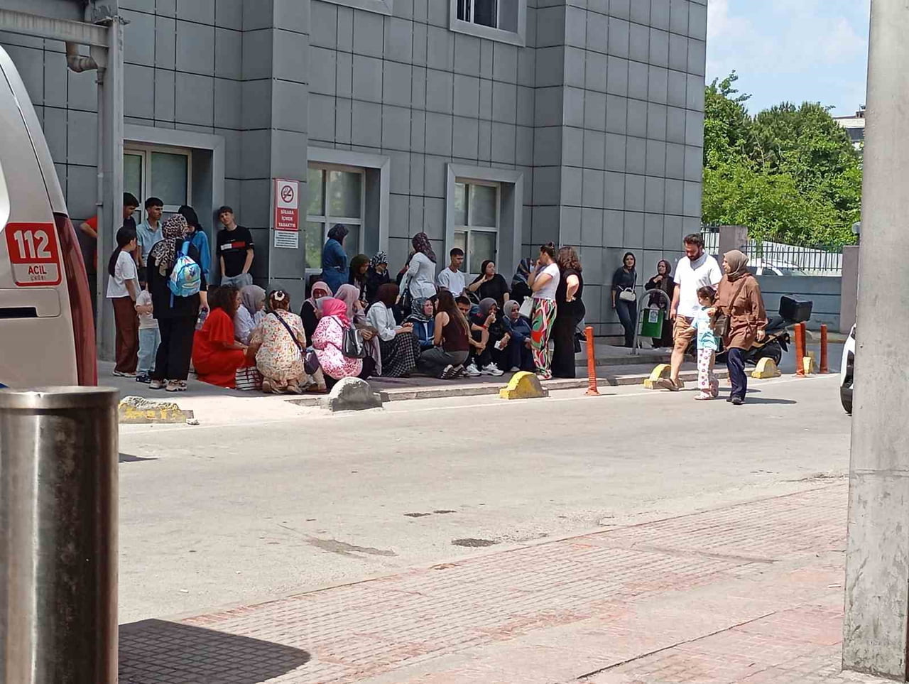 BURSA'DA MEYDANA GELEN MOTOSİKLET KAZASINDA 16 YAŞINDAKİ SÜRÜCÜ KALDIRILDIĞI HASTANEDE HAYATINI...