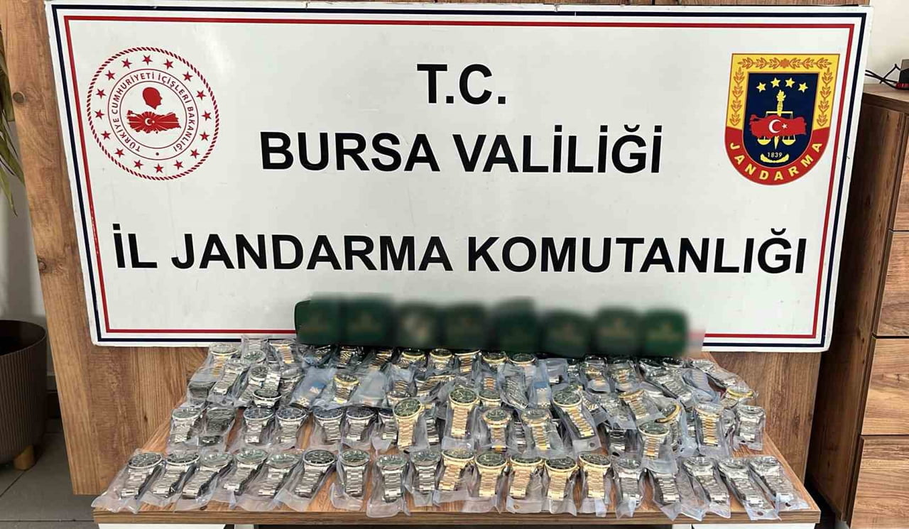 BURSA'NIN İNEGÖL İLÇESİNDE JANDARMA EKİPLERİNCE DÜZENLENEN OPERASYONDA PİYASA DEĞERİ YAKLAŞIK 50...