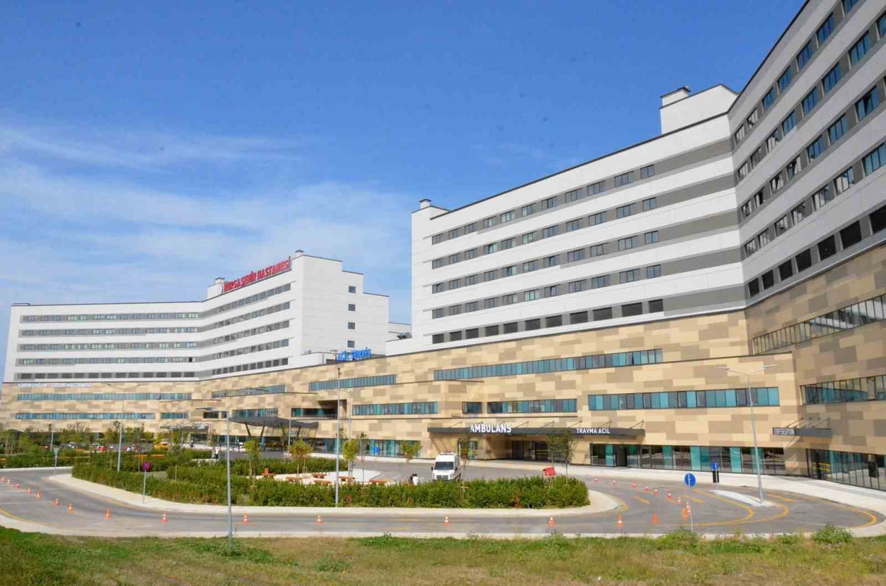 BURSA BÜYÜKŞEHİR BAŞKAN VEKİLİ ŞAHİN BİBA, EMEK-ŞEHİR HASTANESİ METRO HATTININ YIL SONUNDA...
