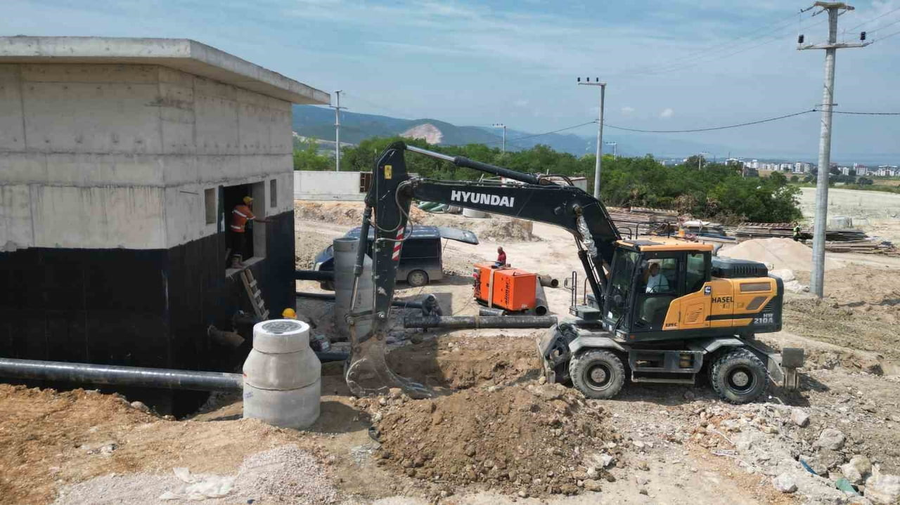BURSA BÜYÜKŞEHİR BELEDİYESİ, NİLÜFER İLÇESİNİN AKÇALAR MAHALLESİ'NDE ARTAN NÜFUSA BAĞLI OLARAK...