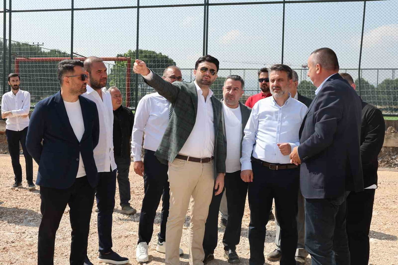BURSA BÜYÜKŞEHİR BELEDİYESİ, SPORUN GELİŞMESİ VE GENÇLERİN PROFESYONEL DÜZEYDE SPOR YAPABİLMESİ...