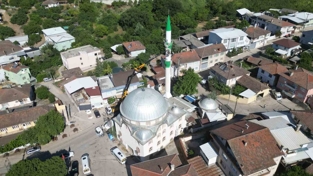 BURSA BÜYÜKŞEHİR BELEDİYESİ, VATANDAŞLARIN RAHAT VE KONFORLU BİR ORTAMDA İBADETLERİNİ YERİNE...
