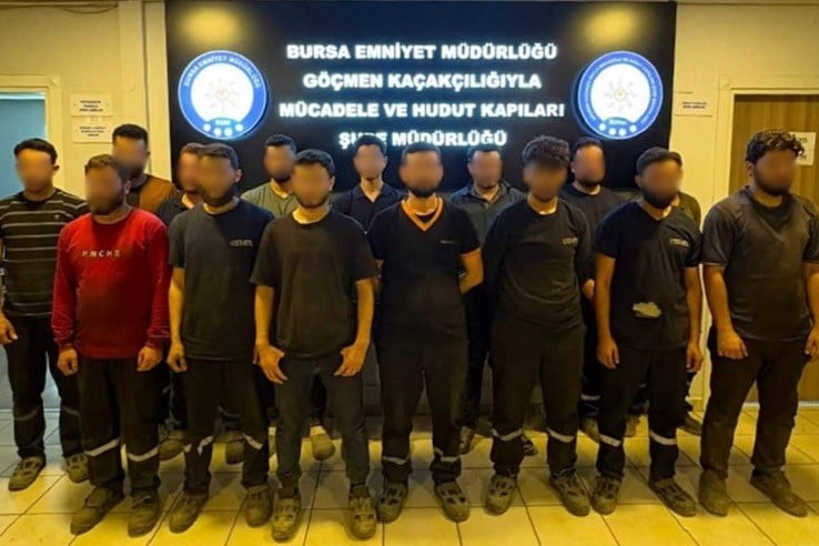 BURSA’DA KAÇAK GÖÇMEN İŞÇİ OPERASYONU: 2 ORGANİZATÖR YAKALANDI