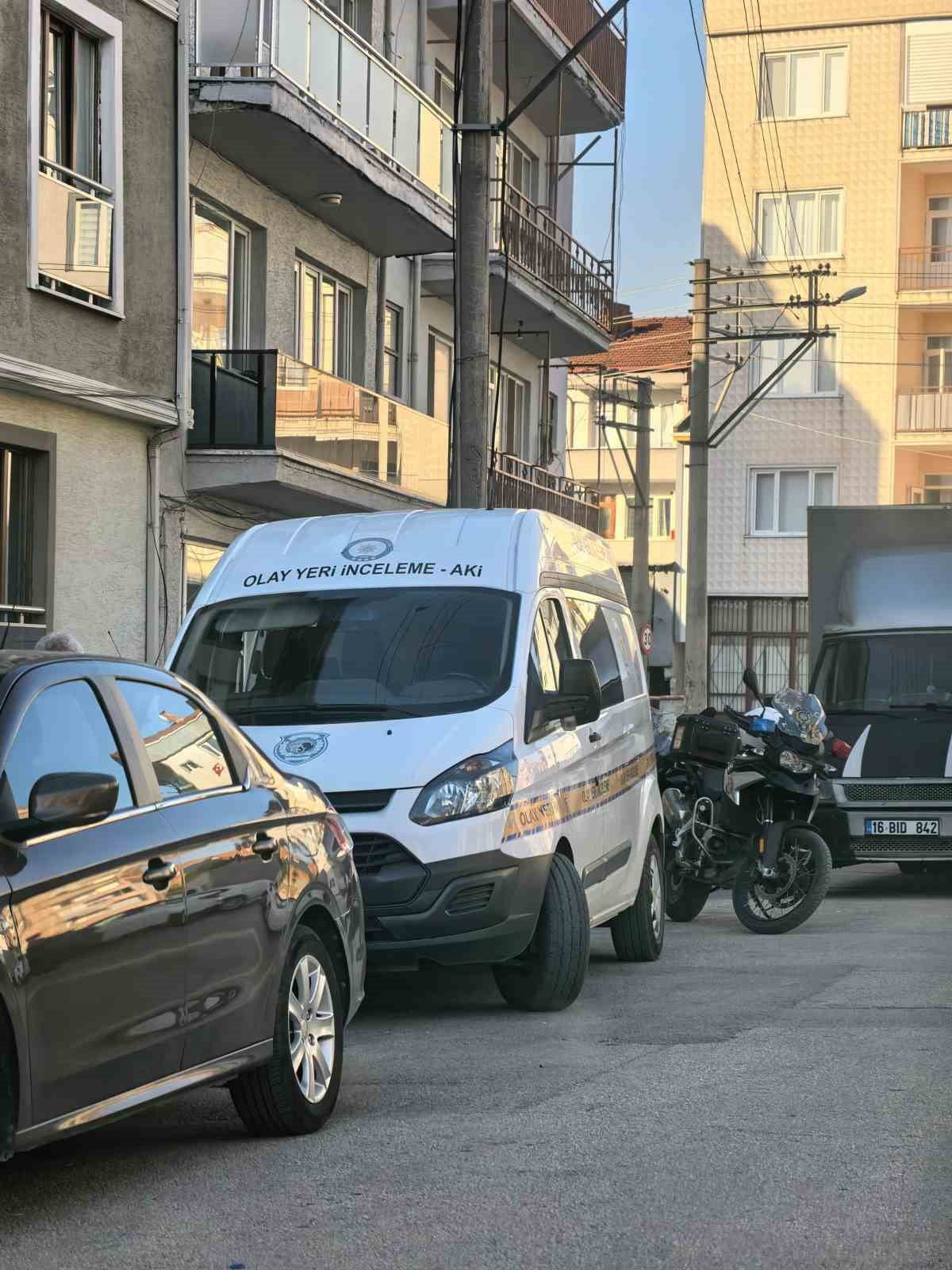 BURSA’DA YALNIZ YAŞAYAN KADIN ÖLÜ BULUNDU