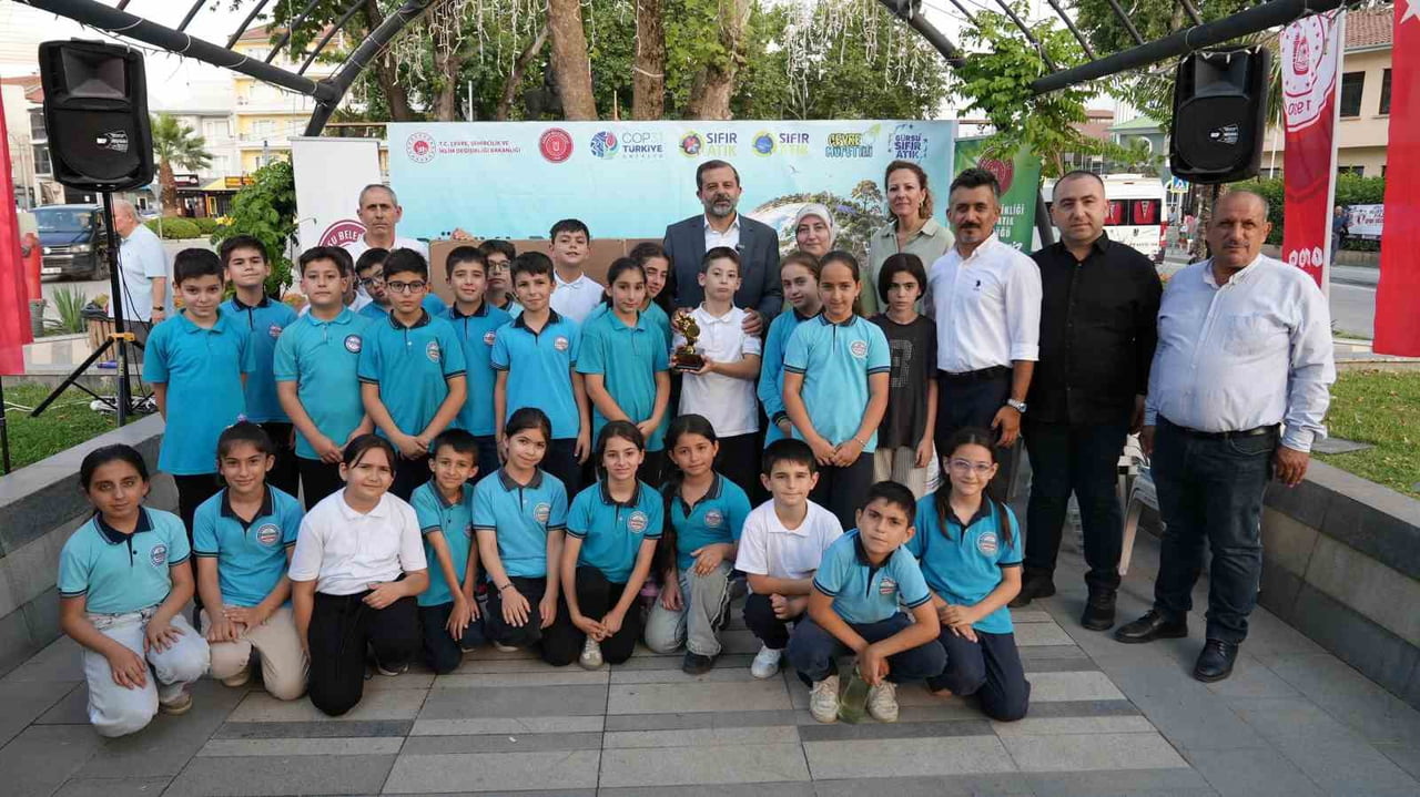 BURSA’DAKİ SIFIR ATIK HAREKETİ’NİN ÖNCÜ KURUMLARINDAN OLAN GÜRSU BELEDİYESİ, DÜZENLEDİĞİ GERİ...