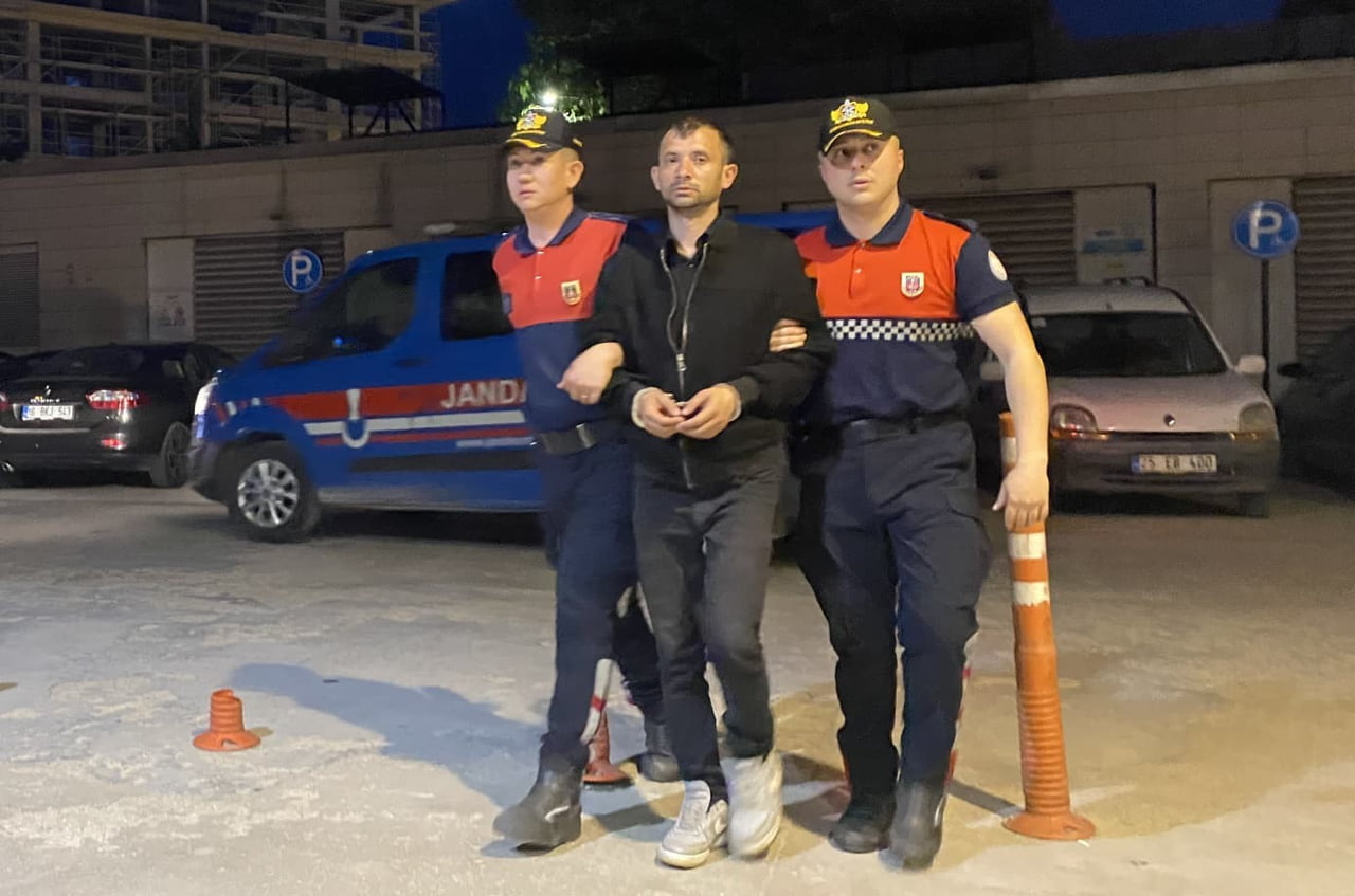 BURSA’NIN İNEGÖL İLÇESİNDE JANDARMA EKİPLERİNCE UYUŞTURUCU TİCARETİNE YÖNELİK DÜZENLENEN GENİŞ...