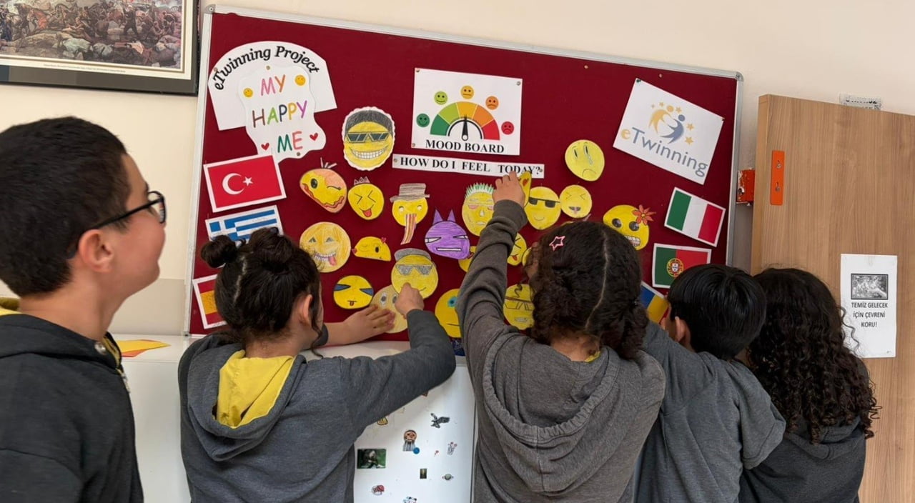 BURSA ŞEHİT PİYADE ER RAHİM KESKİN ORTAOKULU’NUN ORTAKLARI ARASINDA YER ALDIĞI ULUSLARARASI...