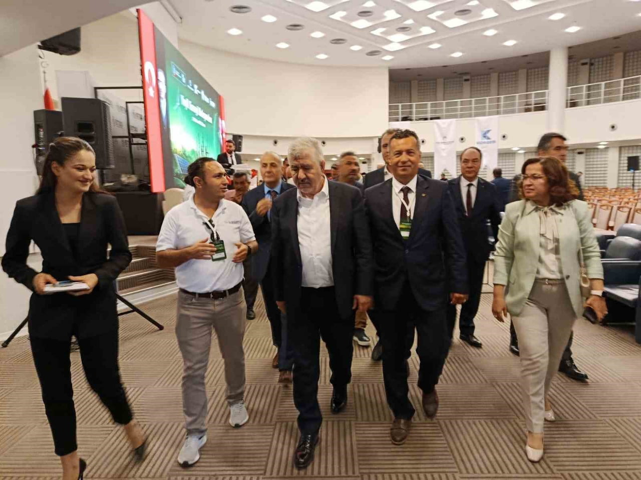 BURSA TİCARET VE SANAYİ ODASI (BTSO) EV SAHİPLİĞİNDE GERÇEKLEŞTİRİLEN 'YEŞİL SANAYİ BULUŞMALARI'...