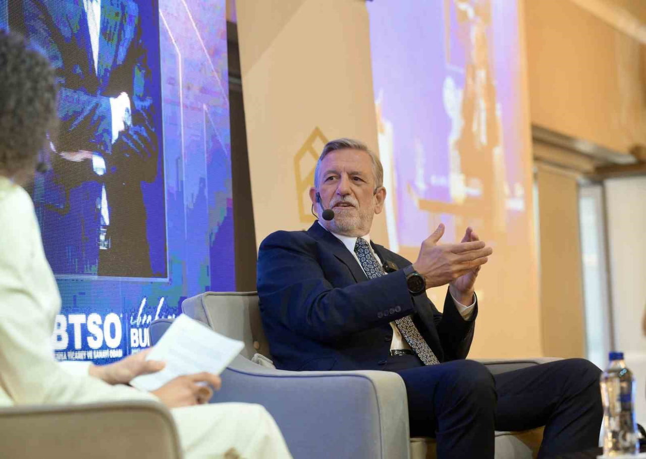 BURSA TİCARET VE SANAYİ ODASI (BTSO) YÖNETİM KURULU BAŞKANI İBRAHİM BURKAY, "GAYRİMENKUL SEKTÖRÜNÜ...