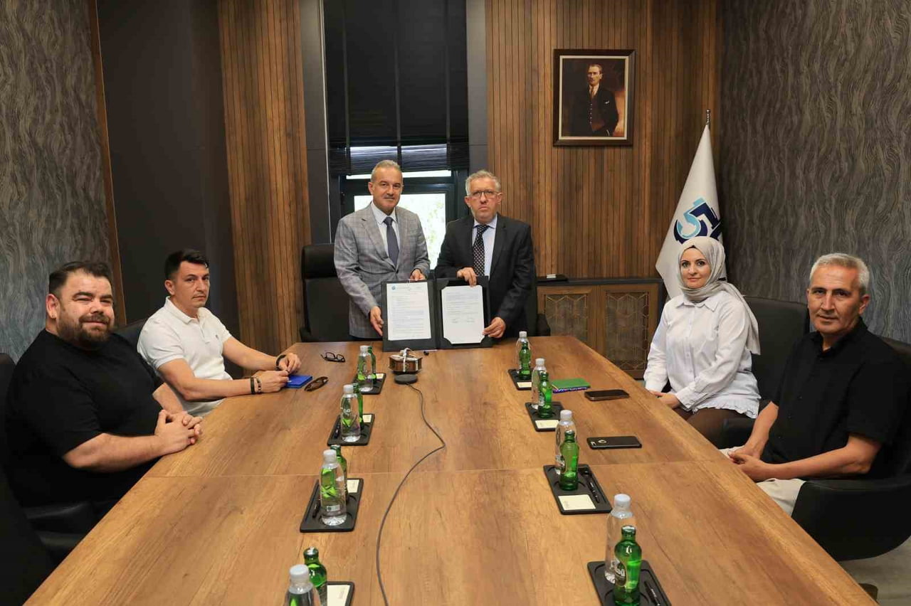 BURSA ULUDAĞ ÜNİVERSİTESİ (BUÜ), SÜRDÜRÜLEBİLİRLİK VE SOSYAL SORUMLULUK VİZYONU DOĞRULTUSUNDA...