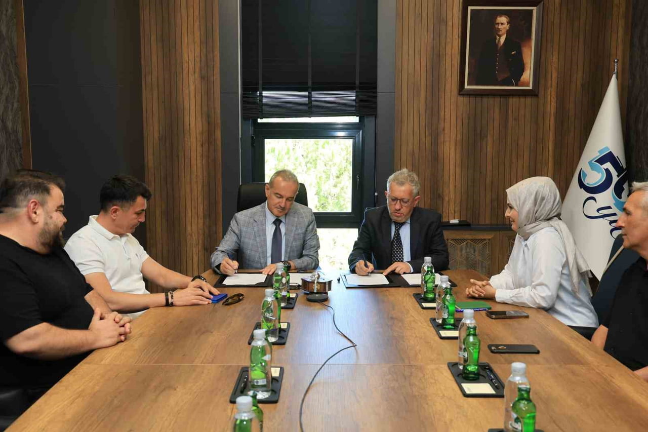 BURSA ULUDAĞ ÜNİVERSİTESİ (BUÜ), SÜRDÜRÜLEBİLİRLİK VE SOSYAL SORUMLULUK VİZYONU DOĞRULTUSUNDA...