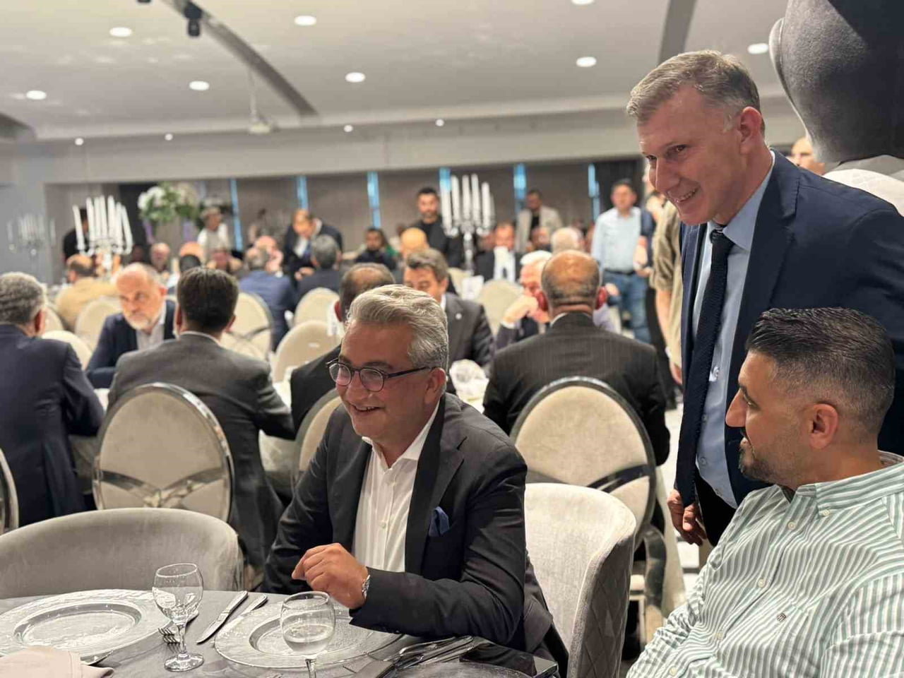 BURSASPOR'A VERDİĞİ DESTEKLERLE ADINDAN SÖZ ETTİREN NEV SAĞLIK GRUBU, KULÜBÜN YENİ HAYATA...