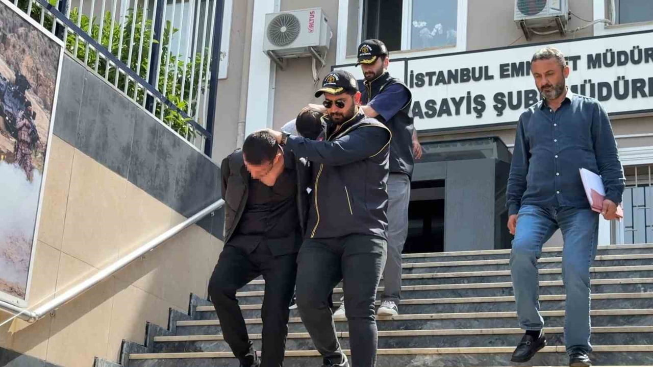 BÜYÜKÇEKMECE ADLİYESİ ADLİ EMANET BÜROSUNDAN 25 KİLOGRAM ALTIN İLE 50 KİLOGRAM GÜMÜŞÜN ÇALINDIĞI...
