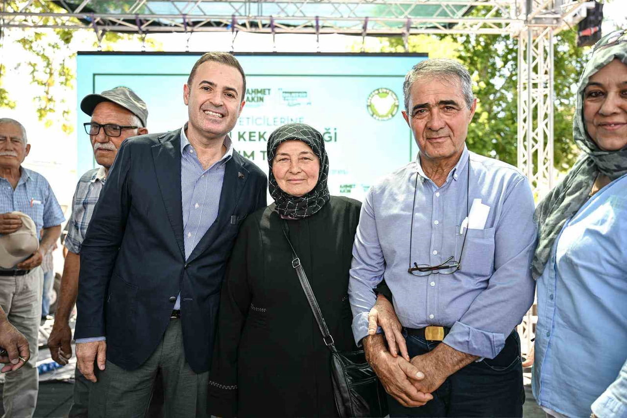 BÜYÜKŞEHİRDEN ARICILARA YÜZDE 100 HİBELİ FONDAN KEK DESTEĞİ