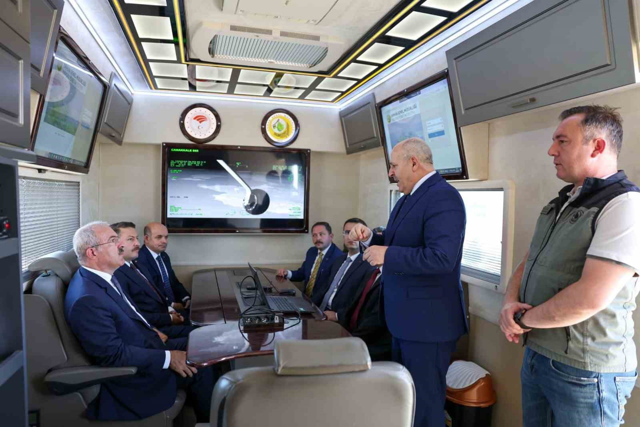ÇANAKKALE'DE VALİ DOÇ. DR. ÖMER TORAMAN BAŞKANLIĞINDA GERÇEKLEŞTİRİLEN TOPLANTIDA HASAT DÖNEMİNDE...