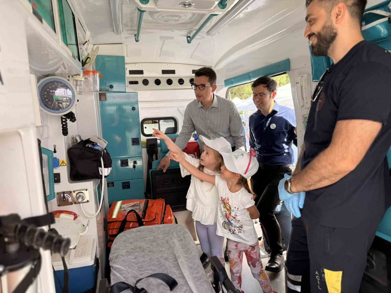 ÇANAKKALE'NİN EZİNE İLÇESİNDE 'SAĞLIKLI ÇOCUK, SAĞLIKLI GELECEK' PROGRAMI ÇERÇEVESİNDE EZİNE YAHYA...