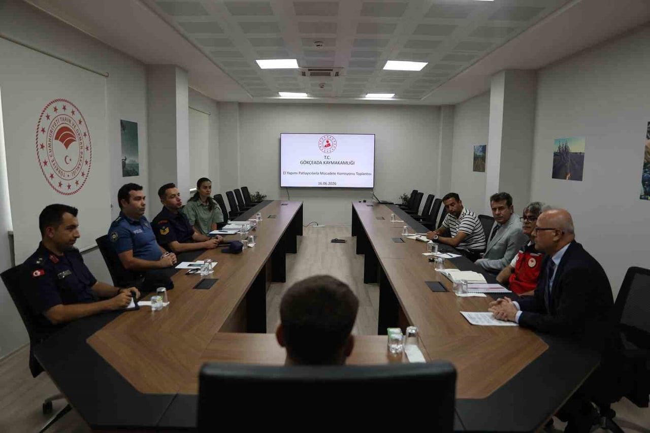 ÇANAKKALE'NİN GÖKÇEADA İLÇESİNDE KAYMAKAM OSMAN ACAR’IN BAŞKANLIĞINDA, EL YAPIMI PATLAYICI (EYP)...