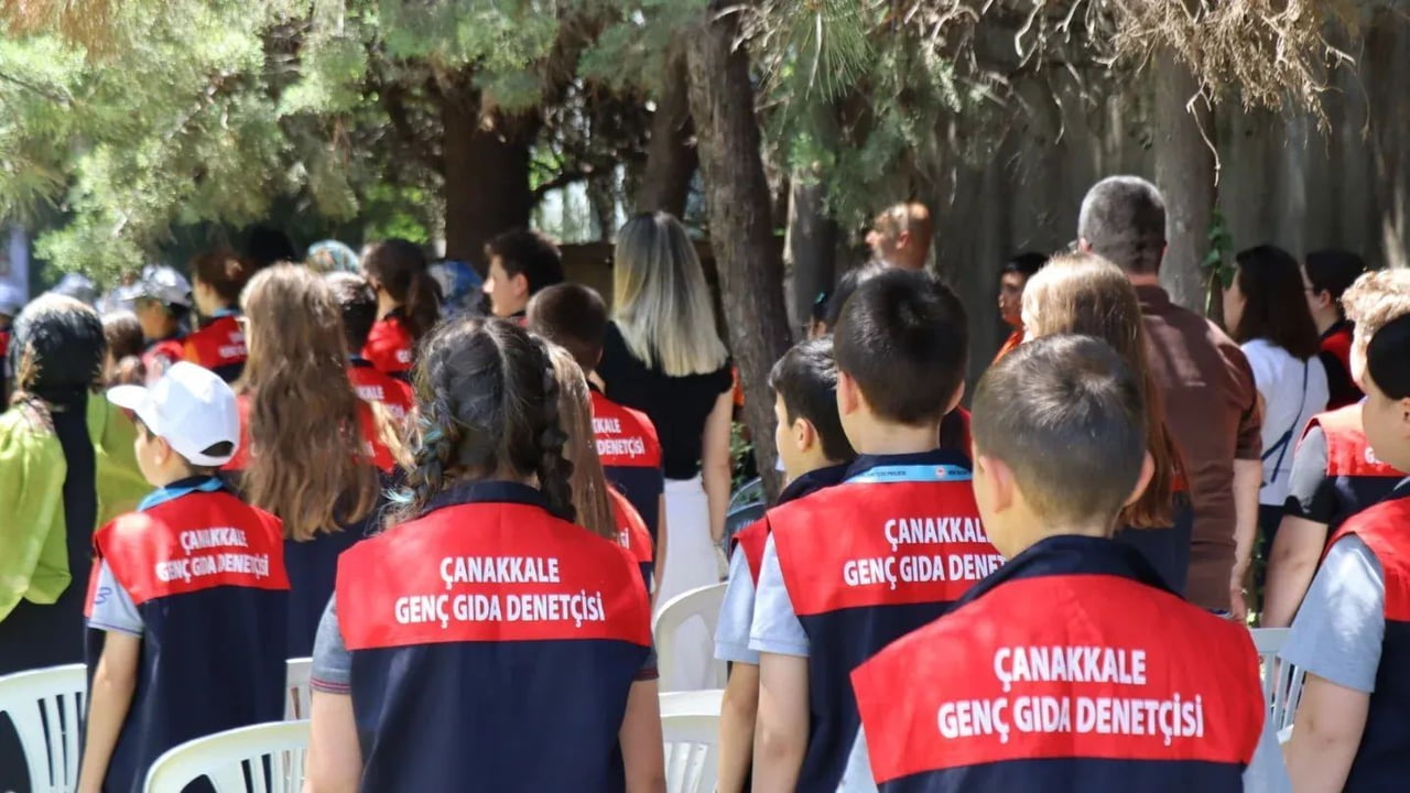 ÇANAKKALE’DE ‘GENÇ GIDA DENETÇİSİ PROJESİ’ 2025-2026 EĞİTİM-ÖĞRETİM YILINDA DA BAŞARIYLA DEVAM...