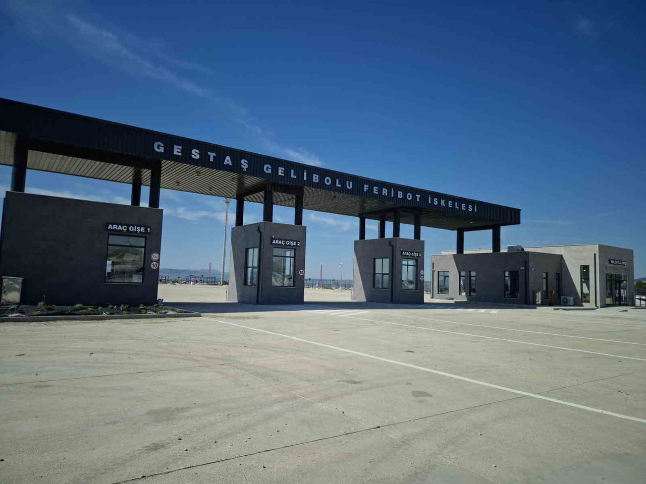 ÇANAKKALE’NİN GELİBOLU İLÇESİNDE 43 BİN 63 METREKARE ALANA SAHİP, 115 TIR VE 340 OTOMOBİL...