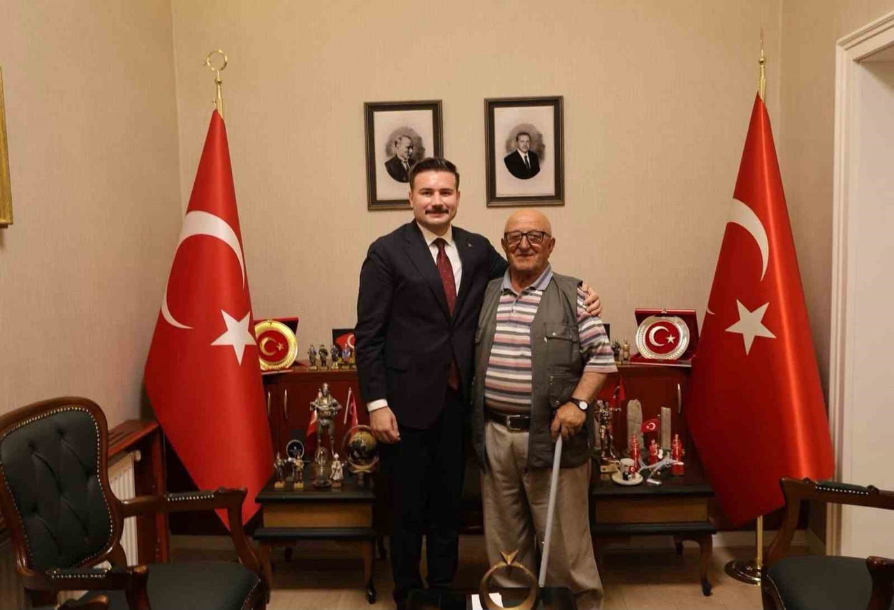 ÇANAKKALE’NİN GÖKÇEADA İLÇESİNDE KAYMAKAM OSMAN ACAR, GELENEKSEL HALK GÜNÜ KAPSAMINDA...