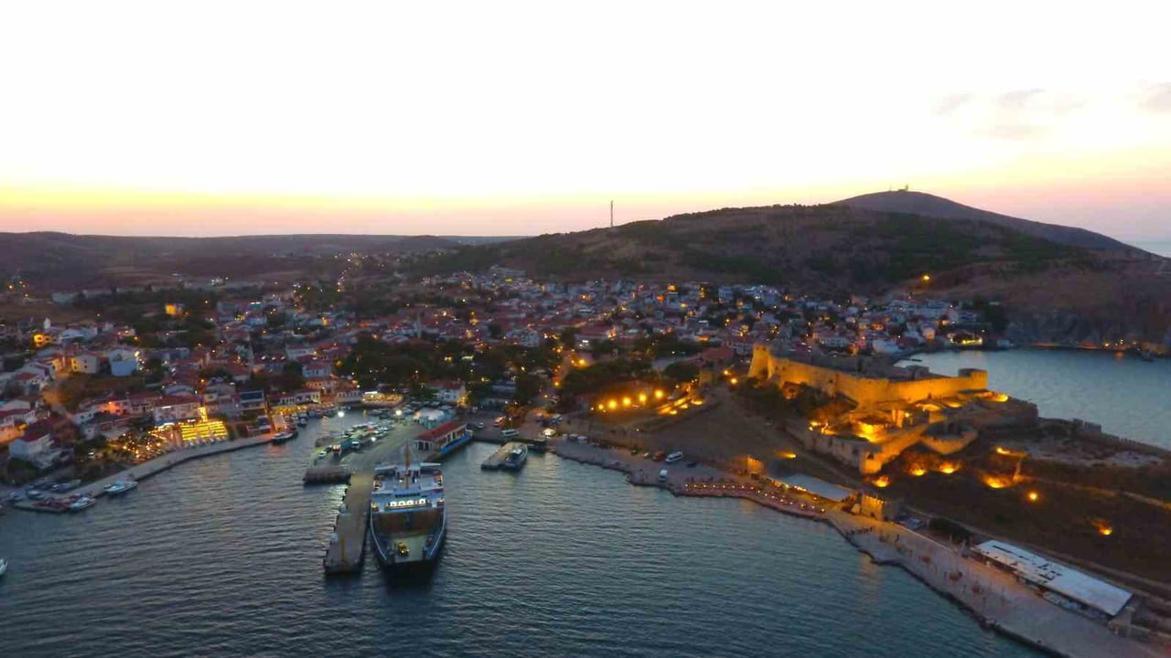 ÇANAKKALE’NİN KUZEY EGE DENİZİ’NDEKİ TURİZM MERKEZİ BOZCAADA İLÇESİNE, İL TRAFİK KOMİSYONU...