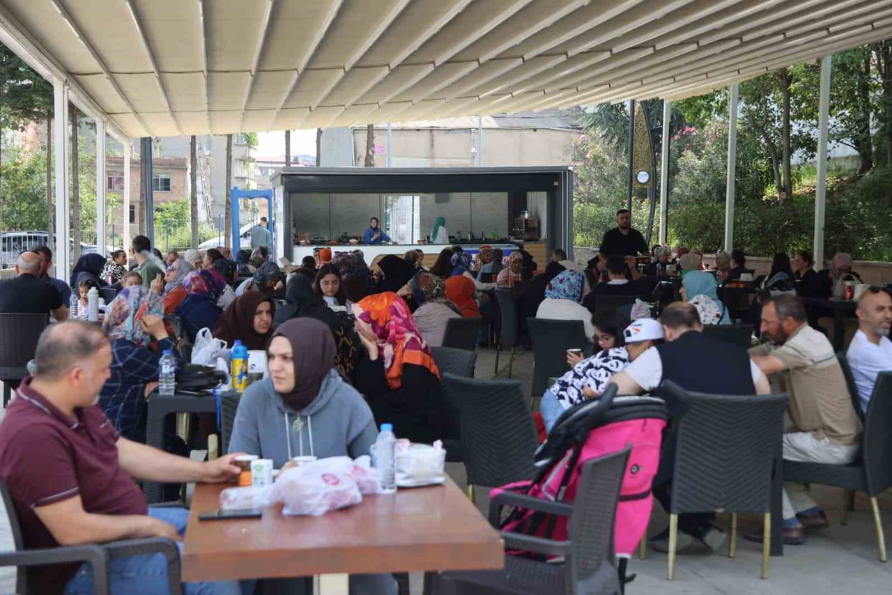CANİK BELEDİYESİ, LİSELERE GEÇİŞ SİSTEMİ (LGS) KAPSAMINDA ÖĞRENCİLER VE AİLELERİ İÇİN SINAV GÜNÜ...