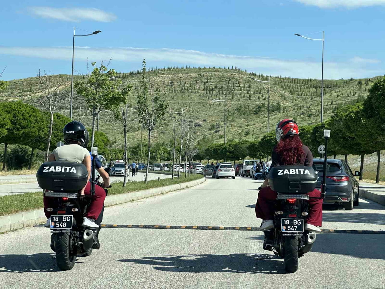 ÇANKIRI'DA YÜKSEKÖĞRETİM KURUMLARI SINAVI'NA GEÇ KALAN ADAYLAR, ZABITA EKİPLERİ TARAFINDAN...